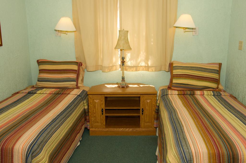 Sunrise Beach Club And Villas - Paradise Island Extérieur photo